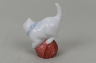 Herend Hungary White Cat Blue Ribbon on Deep Orange Yarn Ball Miniature 2