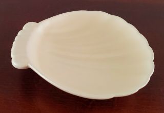 Vintage Catalina Island Ceramic Pottery Footed Shell Bowl Dish Ivory Clay