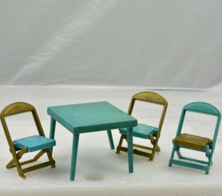 Vintage Renwal Style Folding Table And Chairs Dollhouse Furniture Plastic