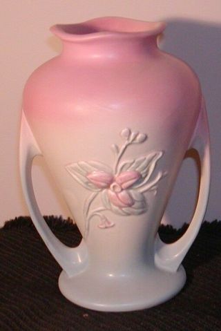 Hull Art Pottery Wildflower Double Handle Vase W - 12 - 9 1/2 1946/1947