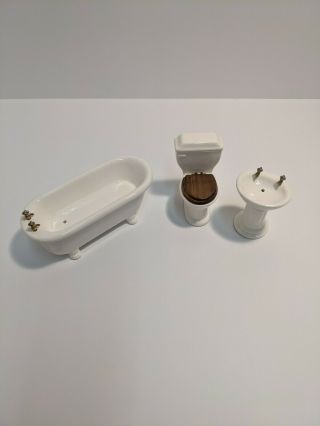 Vintage Dollhouse Miniature Porcelain White Bathroom Set Toilet Tub Sink