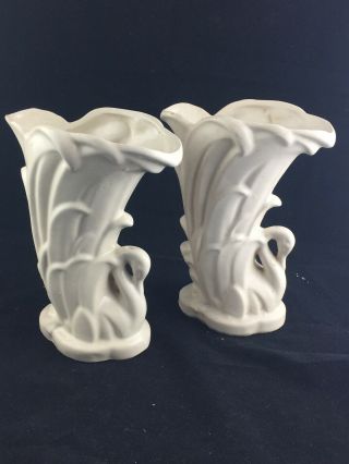Vintage Mccoy Usa Ivory Swan Vases