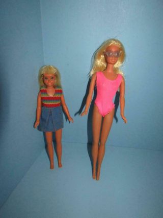 Vintage 1971 Mattel Malibu Barbie With Attached Glasses And Malibu Skipper