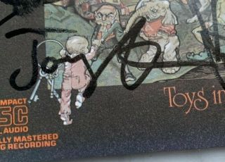 Aerosmith Band x5 Signed 1975 Toys In The Attic CD Booklet Tyler Perry Whitford 3