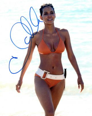 Halle Berry In Person Signed Photo From 2002 James Bond Film Die Another Day