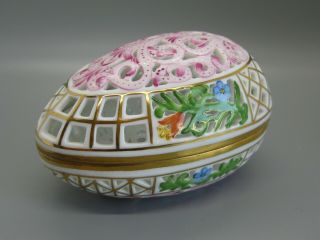 Vtg Herend Porcelain Bonbon Egg Shaped Pierced Hand Painted 6204 Box 4.  5 "