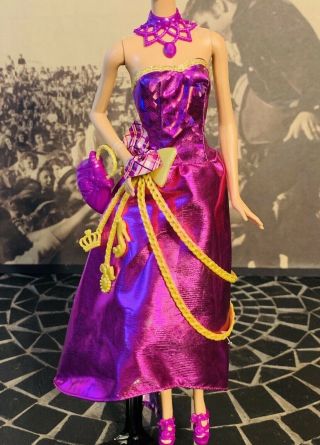2010 Barbie Delancy Princess Charm School Dress,  Shoes,  Choker (no Doll) V6913