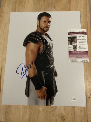 Russell Crowe Signed 11x14 Gladiator Photo (jsa)