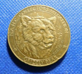 N.  A.  H.  C.  Collectors Medallion North American Hunting Club Token C41qxx