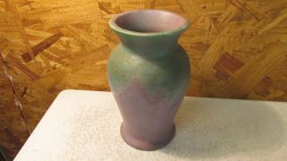Antique Muncie Pottery Vase 7 1/4 
