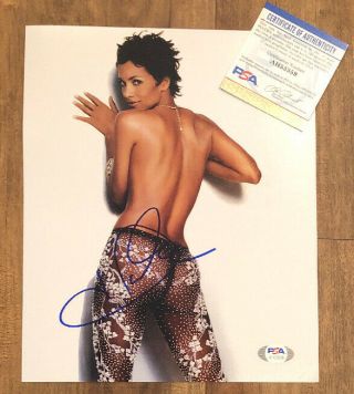 Sexy Halle Berry Signed 8x10 Photo Authentic Autographed Psa/dna Wow