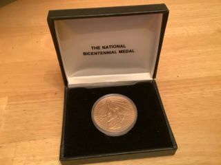 1976 National Bicentennial Medal Gold Plated Bronze In Case Us