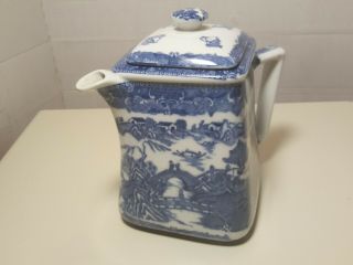 Vintage Blue Willow Design Tea Pot By Ringtons Limited.  Ex Cond