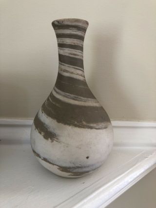 W J Gordy Pottery 6 Inch Tall Swirl Vase Georgia Pottery