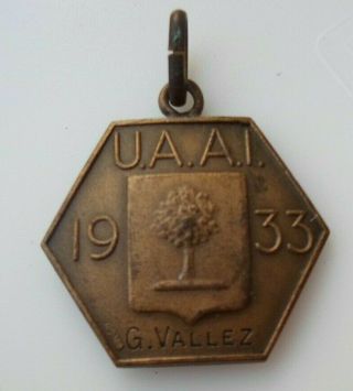 UAAI 1933 FIELD HOCKEY SPORT AWARD MEDAL By HUGUENIN 2