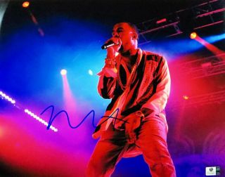 Kanye West Signed Autographed 11x14 Photo Performing Crotch Grab Gv830666
