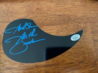 Country Legend Garth Brooks Hand Signed Autographed Pickguard With