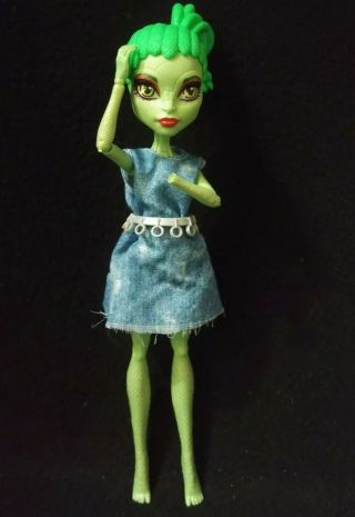 Monster High Doll - Create A Monster Cam Green Gorgon Missing A Hand