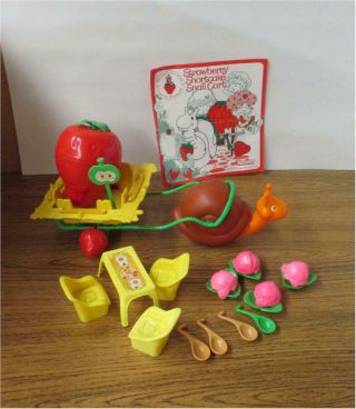 Vintage Strawberry Shortcake Snail Cart With Accessories Instructions