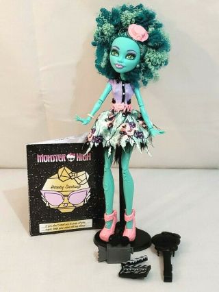 Monster High Frights Camera Action Honey Swamp Doll W/ Accessories Stand & Diary