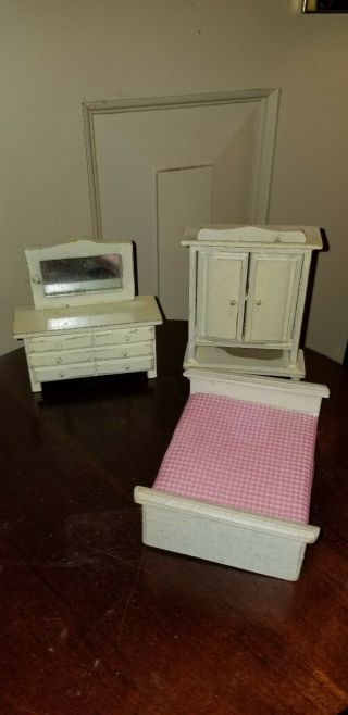 Antique Vintage Dollhouse 3pc Cream Wood Bedroom Set Dresser Bed Wardrobe