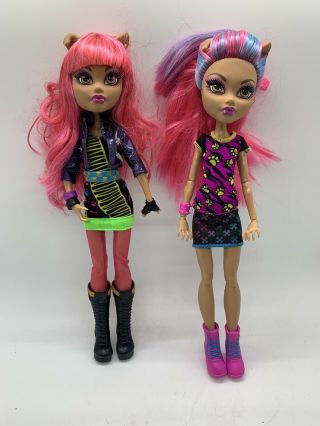 Monster High Howleen Wolf Doll Bundle