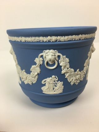 Wedgwood England Jasperware Powder Blue Cache Pot Jardiniere Vase Planter 1954