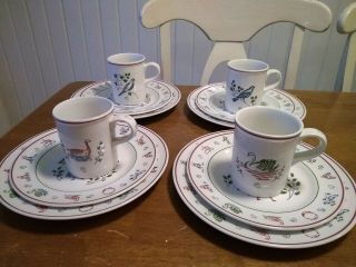 Twelve Days Of Christmas Johnson Brothers England Mug Dinner Plate Set Of 12