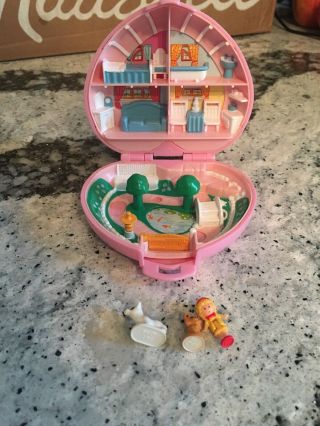 Bluebird Polly Pocket Vintage Polly’s Country Cottage 1989