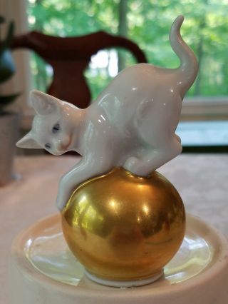 Rosenthal Handpainted " White Cat On Gold Ball " Figurine 590