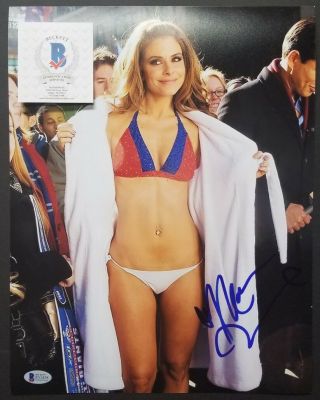 Maria Menounos Signed Autographed Extra,  One Tree Hill 11x14 Photo.  Bas Beckett