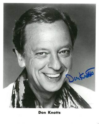 Don Knotts Signed Authentic Autographed 8x10 B/w Photo Psa/dna Ae29594