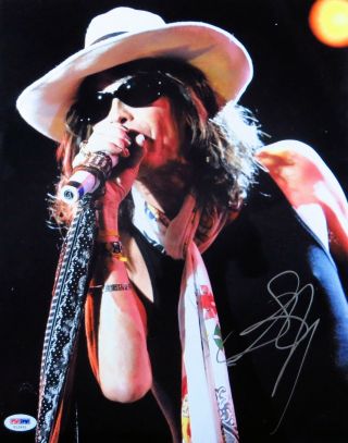Steven Tyler Signed Autographed 11x14 Photo Aerosmith Singing In Hat Psa T12952