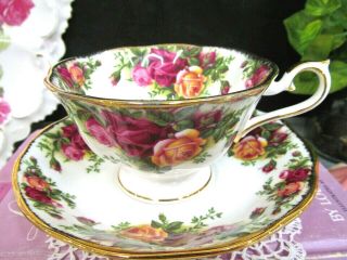 Royal Albert Tea Cup And Saucer Ocr Avon Shape Teacup Red Cabbage Rose England