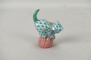 Herend Hungary Fishnet Cat Yarn Ball Figurine Porcelain China Green Orange
