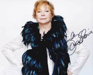 Shirley Maclaine In - Person Authentic Autographed Photo Sha 92574