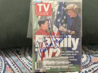 Barbara Billingsley Signed 1996 Tv Guide/ Leave It To Beaver,  June,  Ward,  Wally