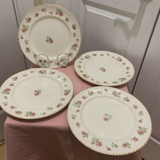 Johnson Brothers England " Old English Rose " Pattern 4 Dinner Plates 12 "