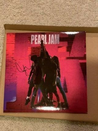 Pearl Jam Guitarist Mike Mccready Signed 