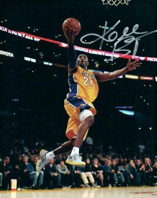 Kobe Bryant 8x10 Autographed Photo Signed Picture And