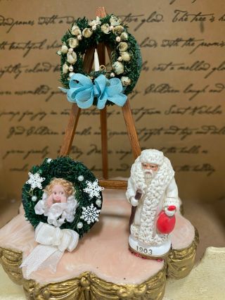 Vintage Miniature Dollhouse Artisan Decor 2 Christmas Wreaths,  Santa Sculpture