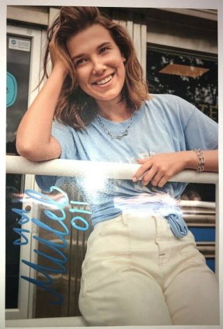 Millie Bobby Brown Authentic Hand Signed Autograph 7x11 Photo With