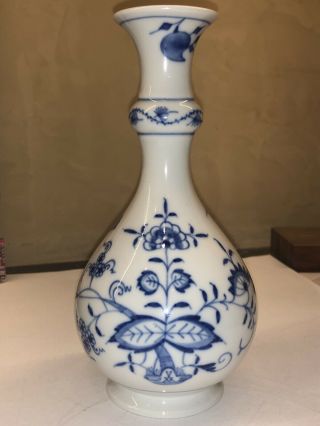 1934 - 44 Meissen Porcelain Blue Onion Trumpet Shape Vase Porzellan Blumenvase