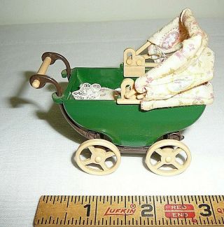 Vintage Epoch Sylvanian Families Calico Critters 1985 Green Baby Stroller Buggy