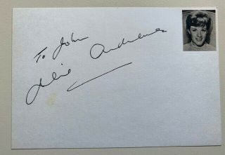 Julie Andrews - The Sound Of Music - Mary Poppins / Walt Disney - Autographed