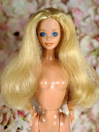 1985 Vintage Peaches And Cream Barbie Mattel 7926 Nude Malaysia