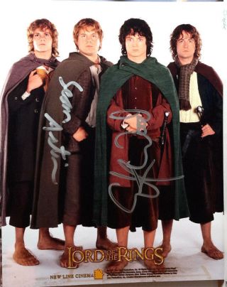 Lord Of The Rings Autograph 8x10 Photo Signed By Elija Wood & S Astin (lhau - 343)
