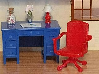 Vintage Miniature 1:16 Renwal Dollhouse Blue Teachers Office Desk Red Chair Lamp