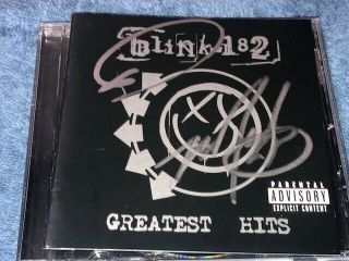Mark Hoppus & Tom Delonge Signed Autographed Blink 182 Greatest Hits Cd Booklet