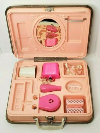 Vintage Barbie Vanity Hard Case 1973 Mattel Pink Curlers Hair dryer VIDEO 2